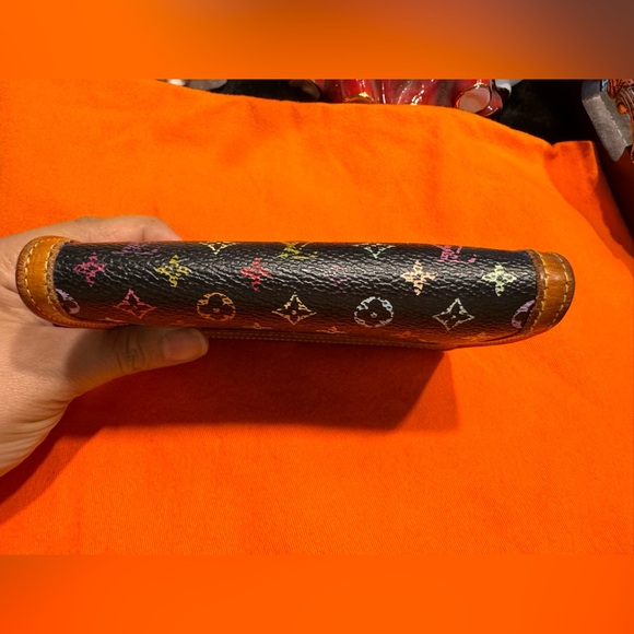 🎀Louis Vuitton Kisslock Multicolour wallet🎀 - Picture 2 of 14